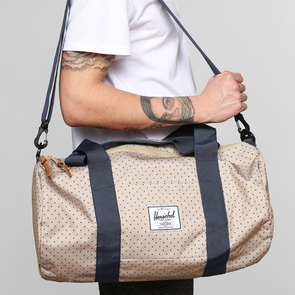 herschel novel duffle bag black
